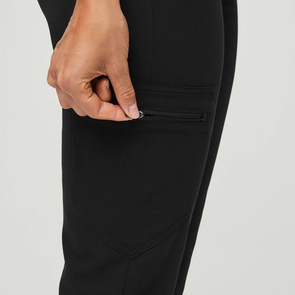 Large - BLACK - FIGS scrubs Set - Top and Jogger Pants - Picture 7 of 9